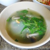 冬瓜とモロヘイヤの中華風スープ